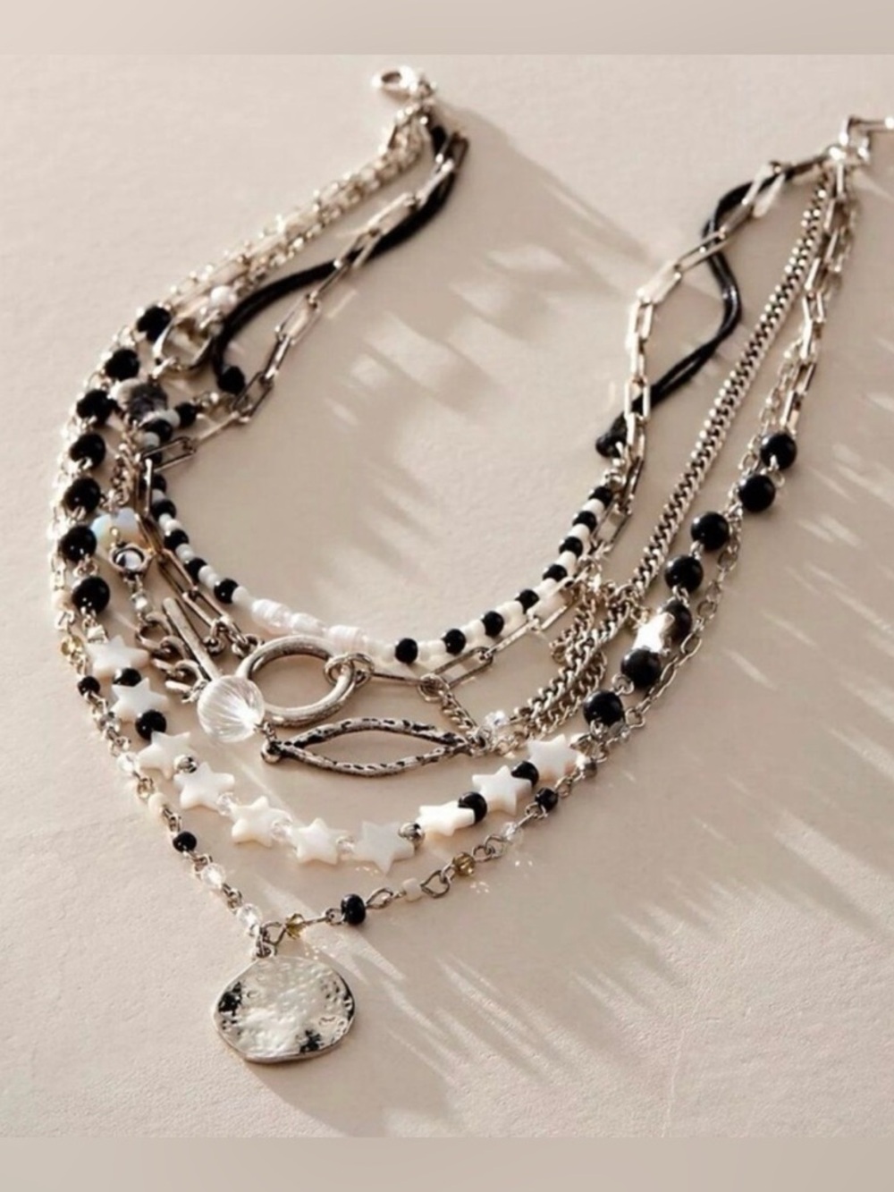 NWT Free Starry Layer Silver Necklace in Black and White